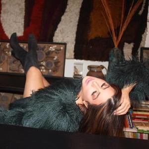 Meet your Posher, Kira